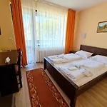 Hotel Family Chiflik Hills 3*