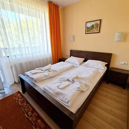 Hotel Family Chiflik Hills 3*
