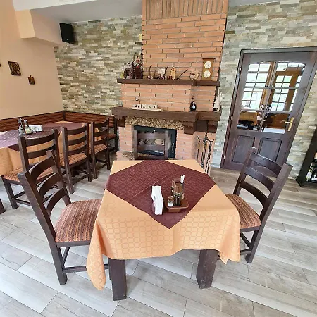 Hotel Family Chiflik Hills 3*