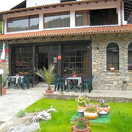 Hotell Family Chiflik Hills 3*